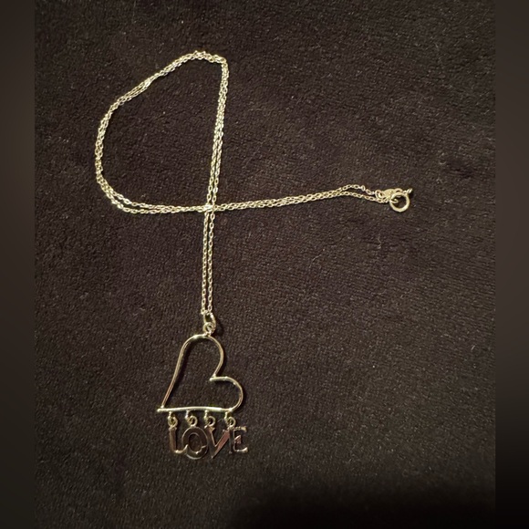Sterling Silver Heart Love Design Pendant - 18” - Stamped w 925. 🩶 - Picture 4 of 6